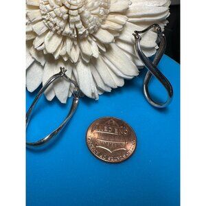 CHAM 925 Sterling Wavey Hoop Earrings